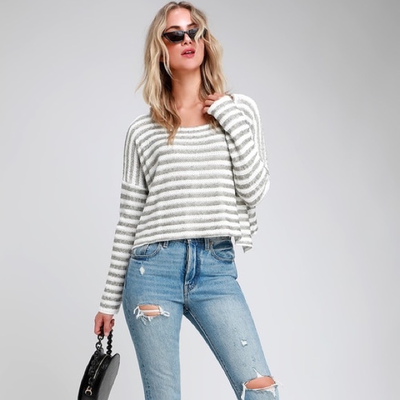Cropped Stripe Long Sleeve Loose Sweater - Picture 3 of 5